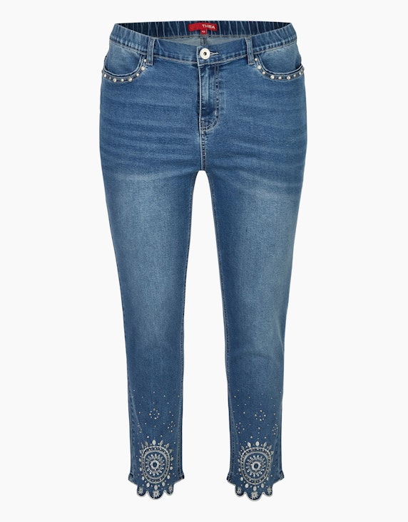 Thea Jeans mit Stickerei, Strass und Ziernieten in Blue Denim | ADLER Mode Onlineshop