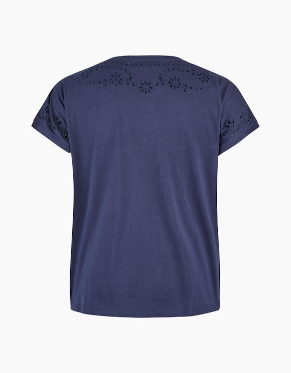 Thea Shirt mit Loch-Stickerei | ADLER Mode Onlineshop